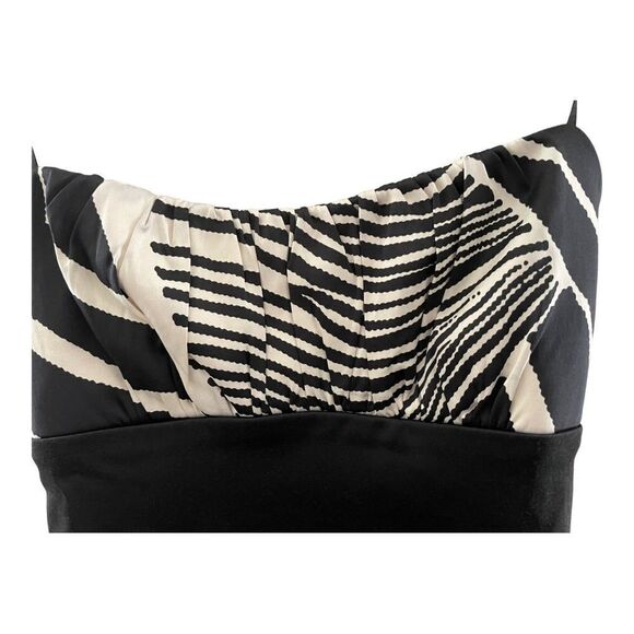 BLACK AND WHITE RUFFLED DRESS - Picture 5 of 14